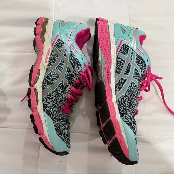 Adics Gel Kayano 22 Lite Show EUC size 9.5 - Picture 4 of 9